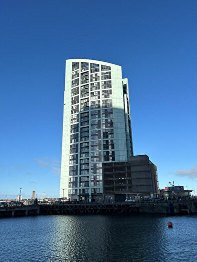 2 Bedroom Apartment For Sale In Alexandra Tower, Princes Parade, Liverpool, L3