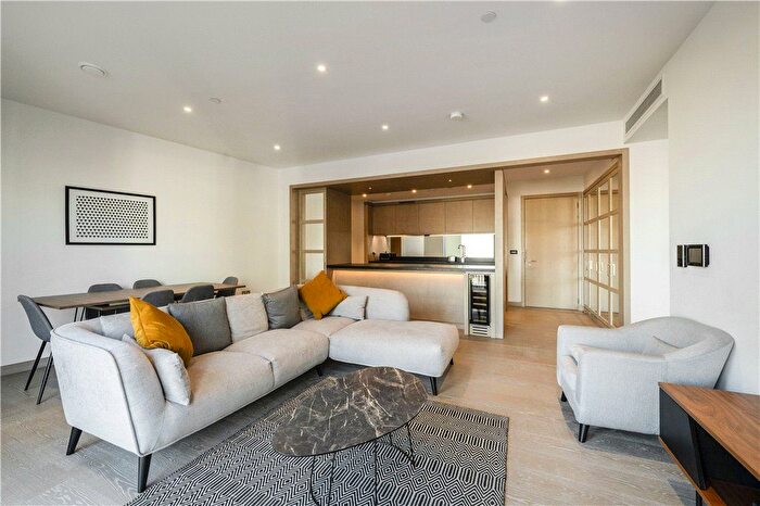 2 Bedroom Flat To Rent In Legacy Building, London, SW11