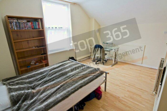 4 Bedroom Town House To Rent In *£pppw Incl Bills + Two Free Large Papa John’s Pizzas Weekly (T+C’s Apply)* City Road, Dunkirk, NG7