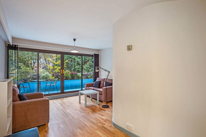 1 Bedroom Flat To Rent In Archery Steps, St George's Fields, London, W2