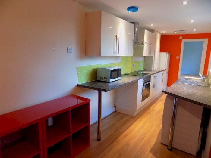 6 Bedroom Terraced House To Rent In Hubert Road, Selly Oak, Birmingham, B29