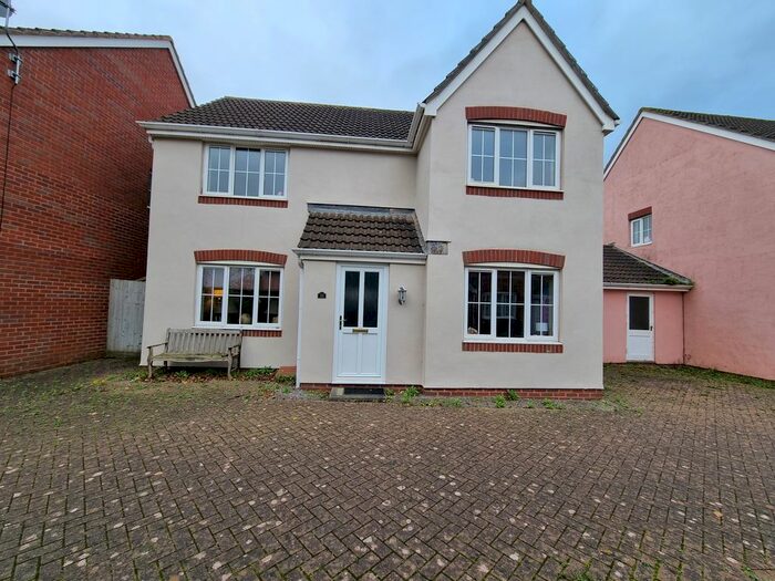 4 Bedroom Property To Rent In Baileys Gate, Cotford St Luke, Taunton, TA4