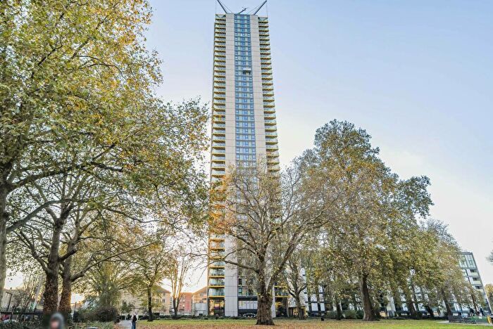 1 Bedroom Flat To Rent In Churchyard Row, Elephant And Castle, London, SE11