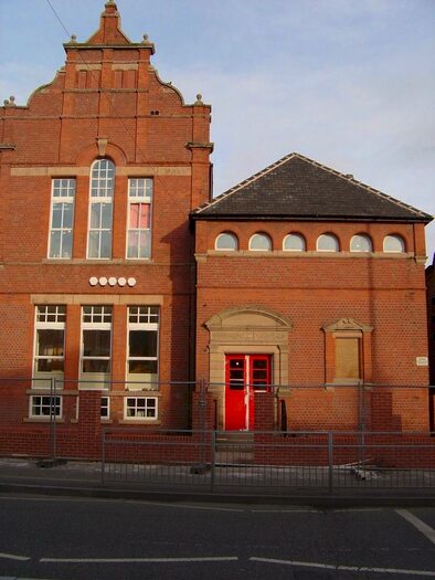 3 Bedroom Apartment To Rent In Apartment, Wilmslow Road, Manchester, M20