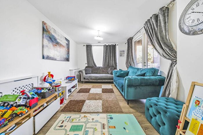 2 Bedroom Flat For Sale In Gayton Road, Harrow On The Hill, Harrow, HA1