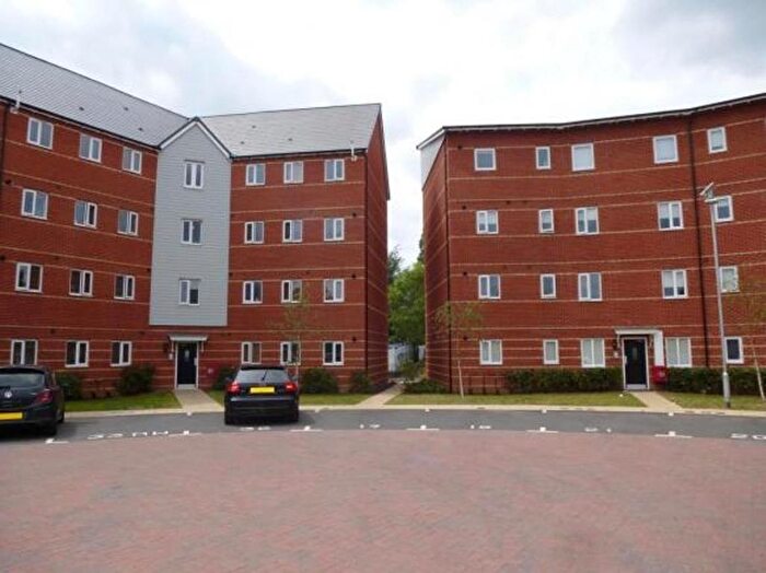 2 Bedroom Flat To Rent In Merton Way, Walsall, WS2