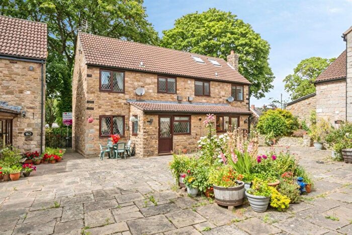 2 Bedroom Semi-Detached House For Sale In Joan Lane, Hooton Levitt, Rotherham, S66