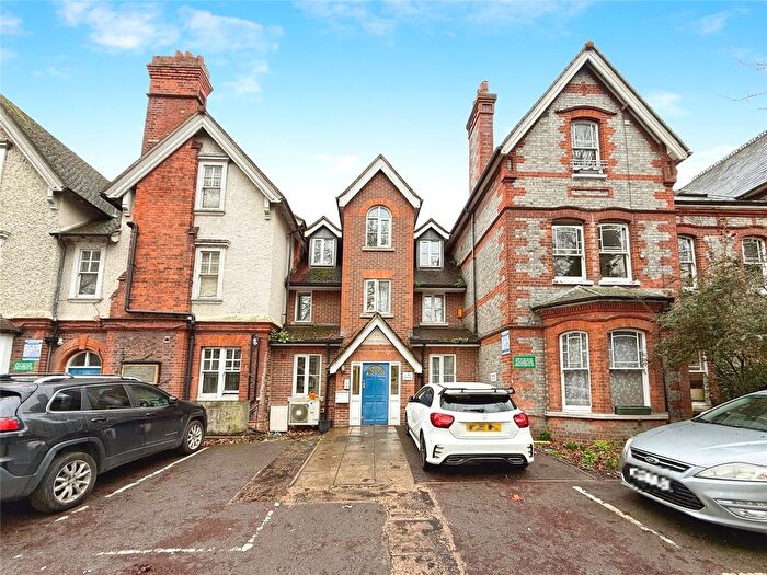 1 Bedroom Flat For Sale In London Road, Reading, Berkshire, RG1