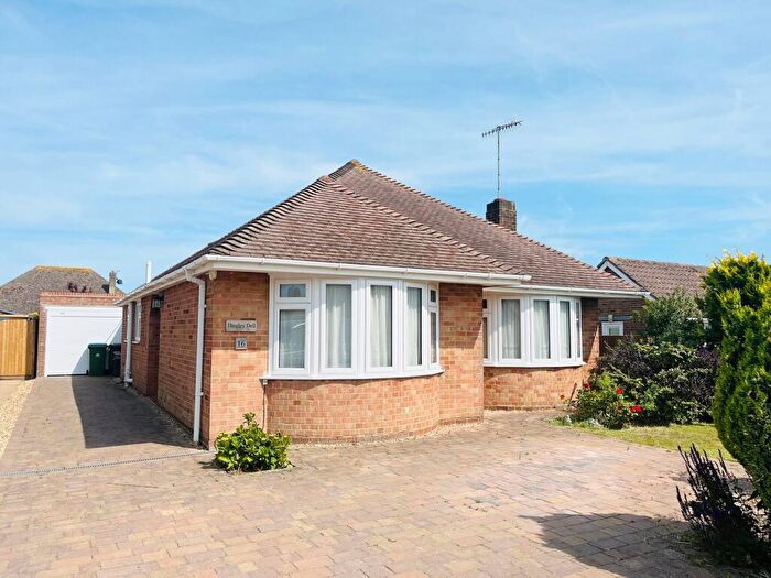 2 Bedroom Detached Bungalow To Rent In Vermont Way, East Preston, BN16