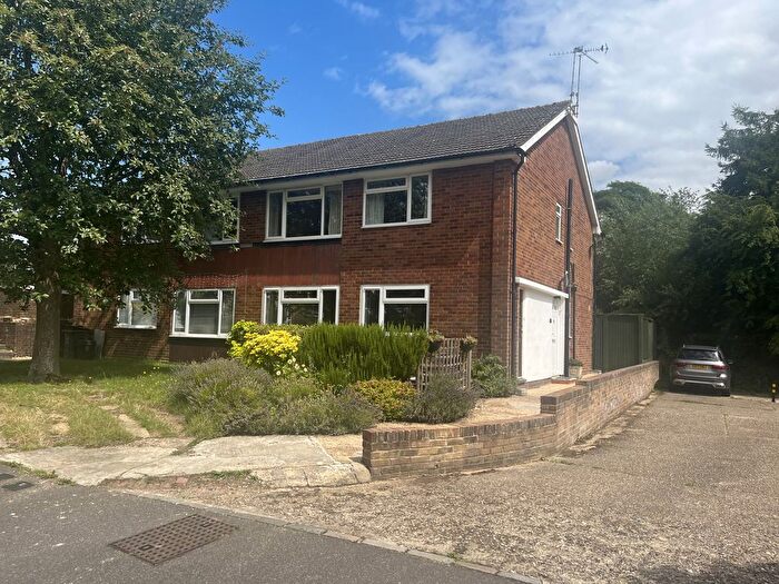 2 Bedroom Maisonette To Rent In Hollingworth Way, Westerham, Kent, TN16