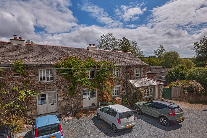 1 Bedroom Terraced House For Sale In Doddiscombsleigh, Exeter, EX6