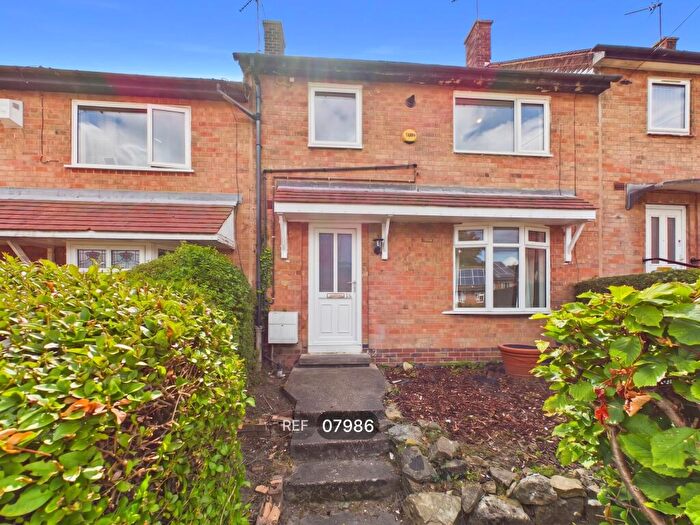 3 Bedroom Terraced House To Rent In Broadwood Road, Nottingham, NG5