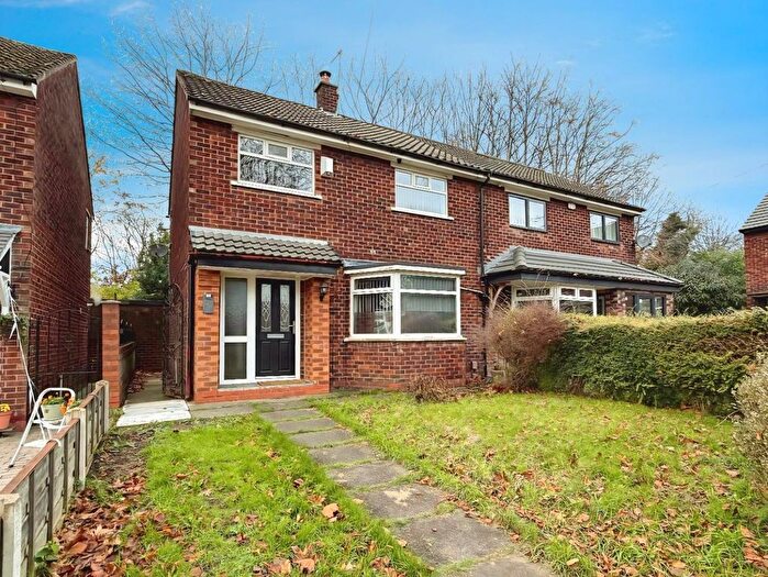 3 Bedroom Property To Rent In Dovedale Avenue, Eccles, Manchester, M30