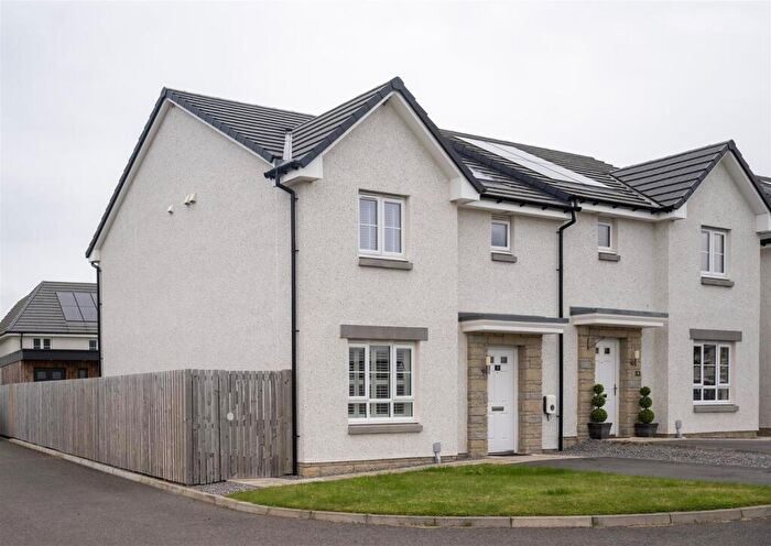 3 Bedroom Semi Detached House For Sale In Stuart Grove, Stratton, Inverness, IV2
