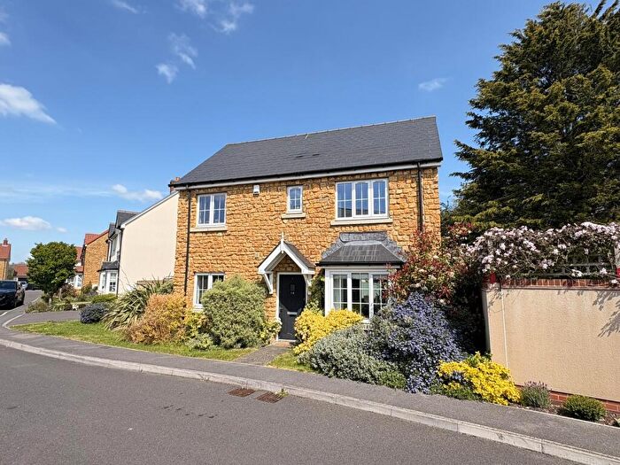 3 Bedroom Detached House For Sale In Potters View, Congresbury, Bristol., BS49