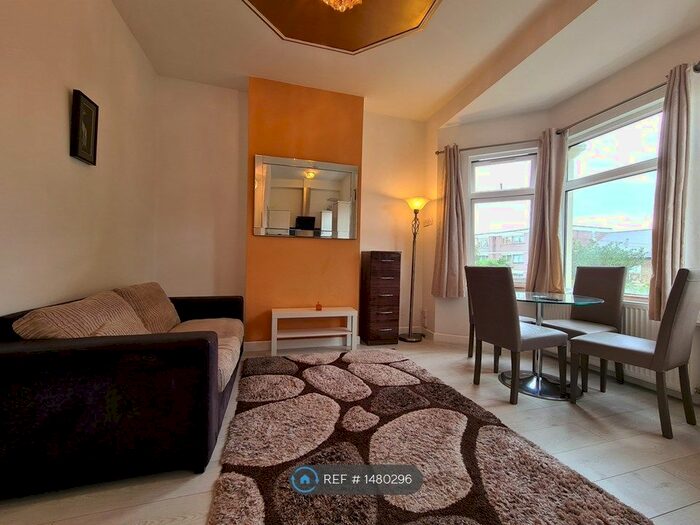 1 Bedroom Flat To Rent In Bulwer Road, London, E11