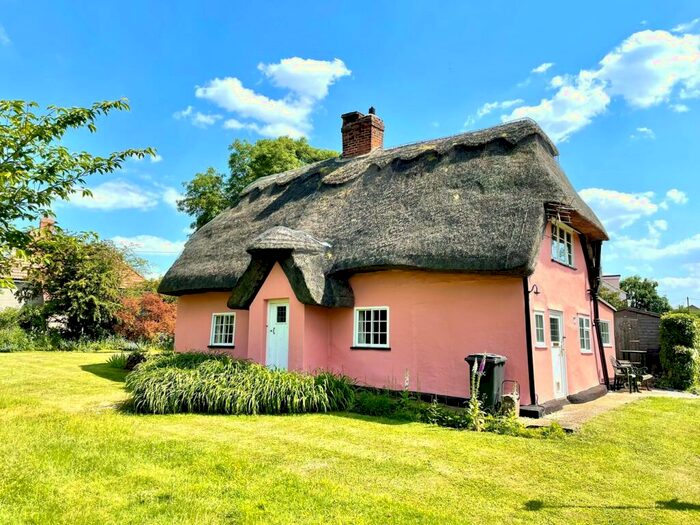 2 Bedroom Detached House For Sale In Payne End, Sandon, SG9