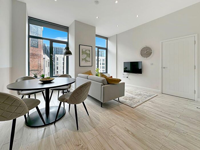 2 Bedroom Flat To Rent In Block F Victoria Riverside, Goodman Street, Leeds, LS10