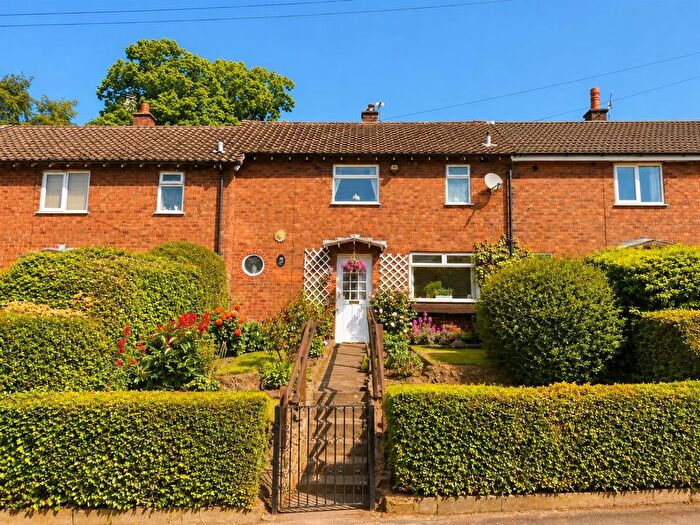 2 Bedroom Terraced House For Sale In Greystoke Road, Macclesfield, SK10