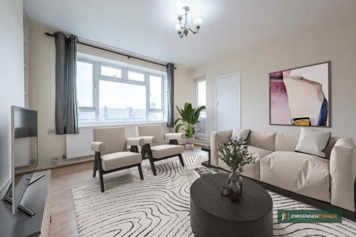 2 Bedroom Flat To Rent In Tunis Road, Shepherds Bush, W12