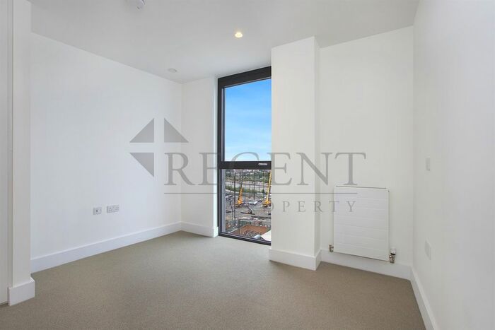2 Bedroom Flat To Rent In Corn House, Marshgate Ln, E15