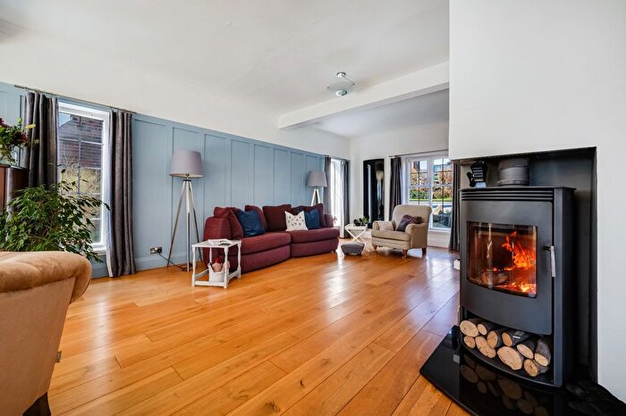 5 Bedroom Detached House For Sale In Dalegarth Avenue, Heaton, BL1