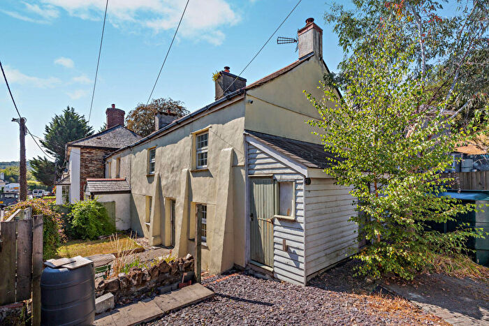 3 Bedroom Semi Detached House For Sale In Station Road, Lifton, PL16