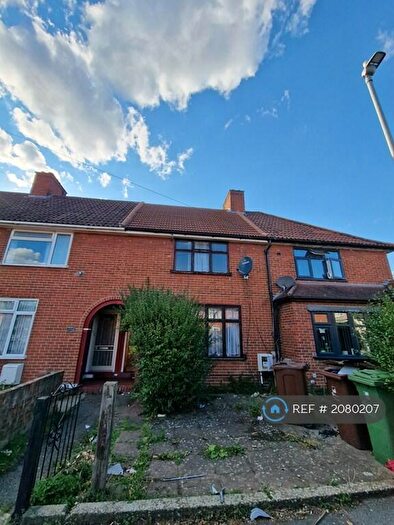 2 Bedroom Terraced House To Rent In Markyate Road, Dagenham, RM8
