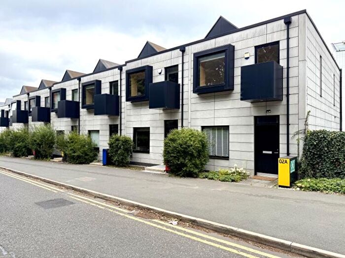 3 Bedroom Town House For Sale In Springfield Lane Salford, M3