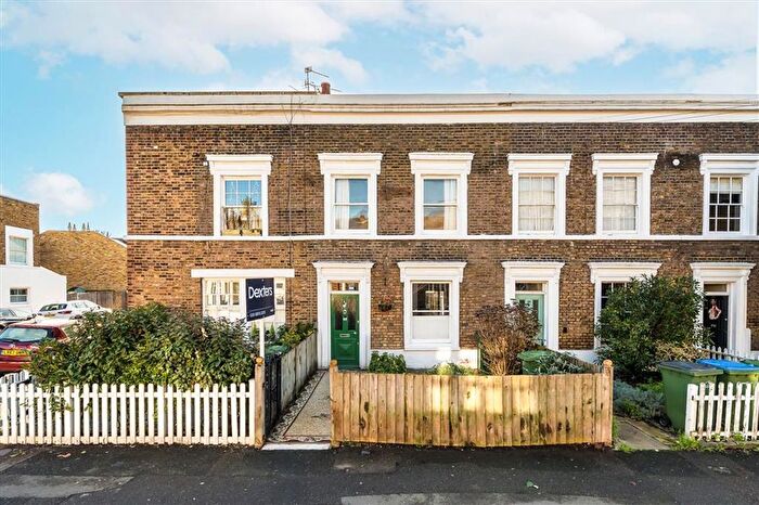 3 Bedroom Property For Sale In Pelton Road, Greenwich, SE10