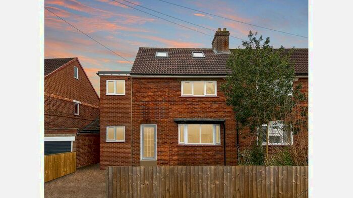 6 Bedroom Terraced House To Rent In Valentia Road, Headington, Oxford, OX3