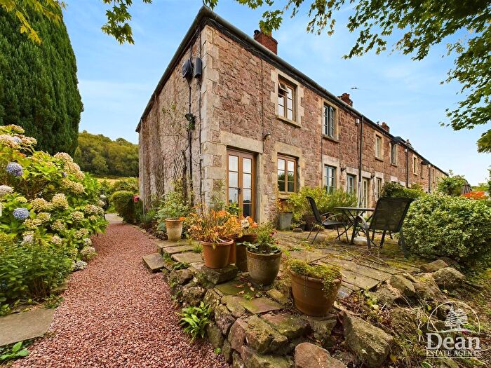 1 Bedroom End Of Terrace House For Sale In New Road, Aylburton, Lydney, GL15