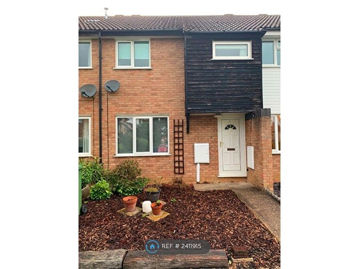 3 Bedroom Terraced House To Rent In Edinburgh Drive, St. Ives, PE27