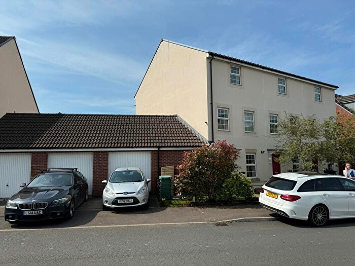 4 Bedroom Town House To Rent In Normandy Drive, Yate, BS37