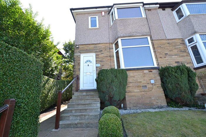 3 Bedroom Semi-Detached House For Sale In Thackley Old Road, Windhill, BD18