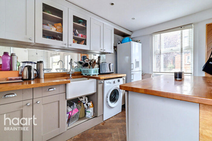 3 Bedroom Semi Detached House To Rent In Hedingham Road, Halstead, CO9