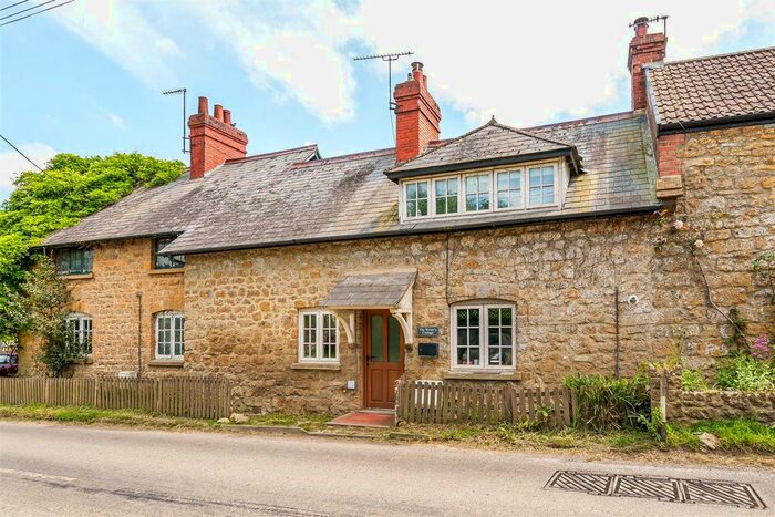 4 Bedroom Terraced House For Sale In Puckington, Ilminster, TA19
