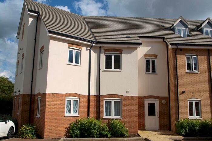 1 Bedroom Flat To Rent In Ingrebourne Avenue, Romford, RM3