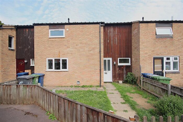 3 Bedroom Property To Rent In Hazelwood Close, Cambridge, CB4
