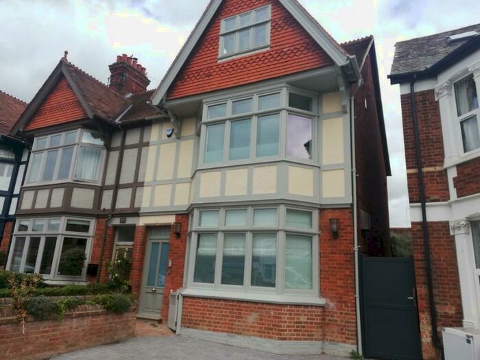 1 Bedroom Flat To Rent In Banbury Road, Summertown, Oxford, OX2