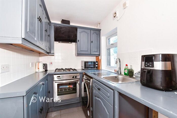 2 Bedroom Terraced House For Sale In Peel Street, Maidstone, Kent, ME14