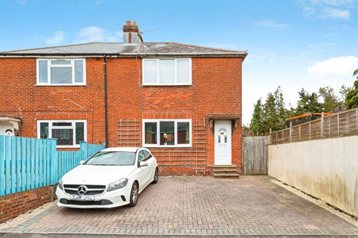 2 Bedroom Semi Detached House For Sale In Freshfield Square, Southampton, SO15