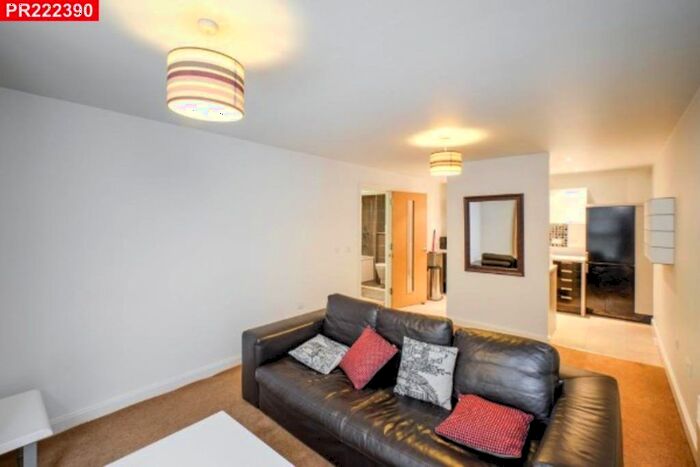2 Bedroom Flat To Rent In St. John's Walk, Birmingham, B5