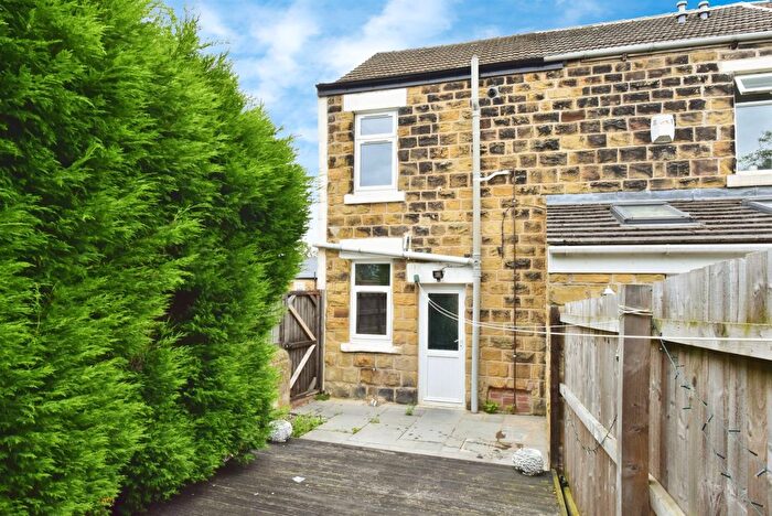 2 Bedroom End Of Terrace House For Sale In Quarry Field Lane, Wickersley, Rotherham, S66