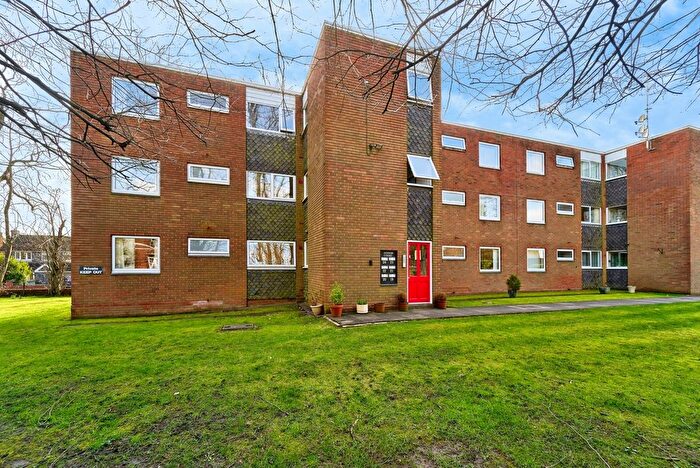 2 Bedroom Flat For Sale In Jesson Road, Walsall, West Midlands, WS1