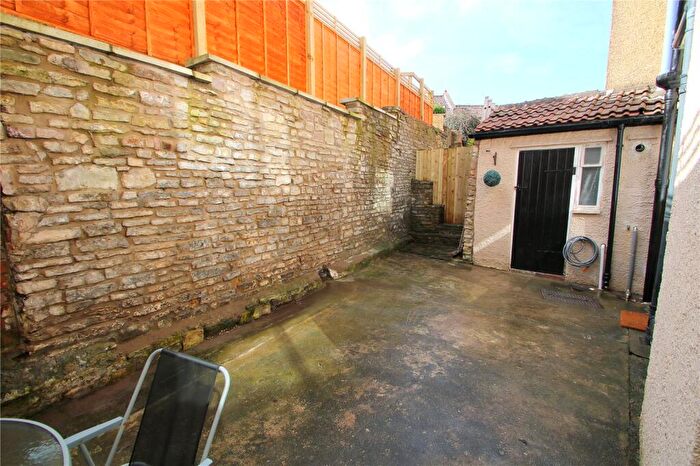1 Bedroom Apartment To Rent In North Street, Southville, Bristol, BS3