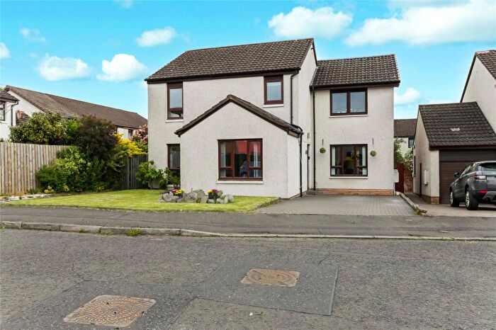 4 Bedroom Detached House For Sale In Skelmorlie Place, Stenhousemuir, Larbert, Stirlingshire, FK5