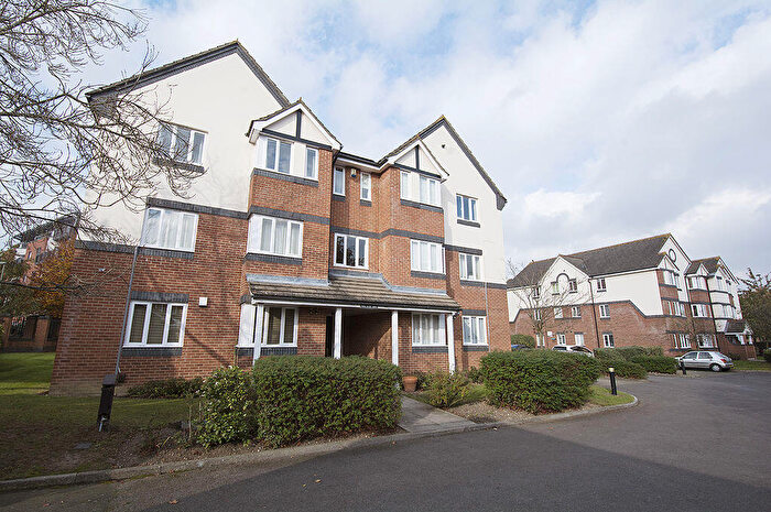 1 Bedroom Flat To Rent In Mayfield Road, Walton-On-Thames, KT12