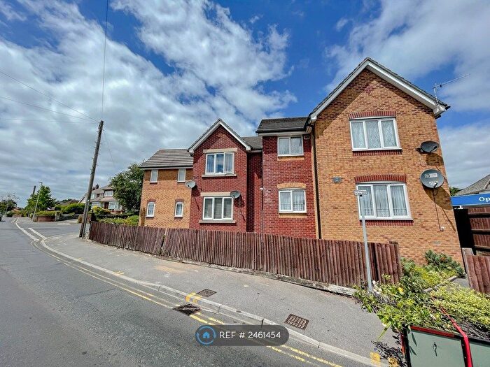 2 Bedroom Flat To Rent In Captains Cove, Poole, BH15