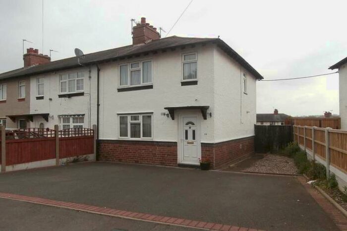 2 Bedroom House To Rent In George Road, Halesowen, West Midlands, B63